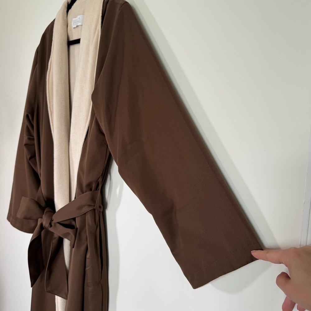 Restoration Hardware Chocolate and Ivory Women's Robe Large Cozy Luxury Spa - Picture 5 of 10